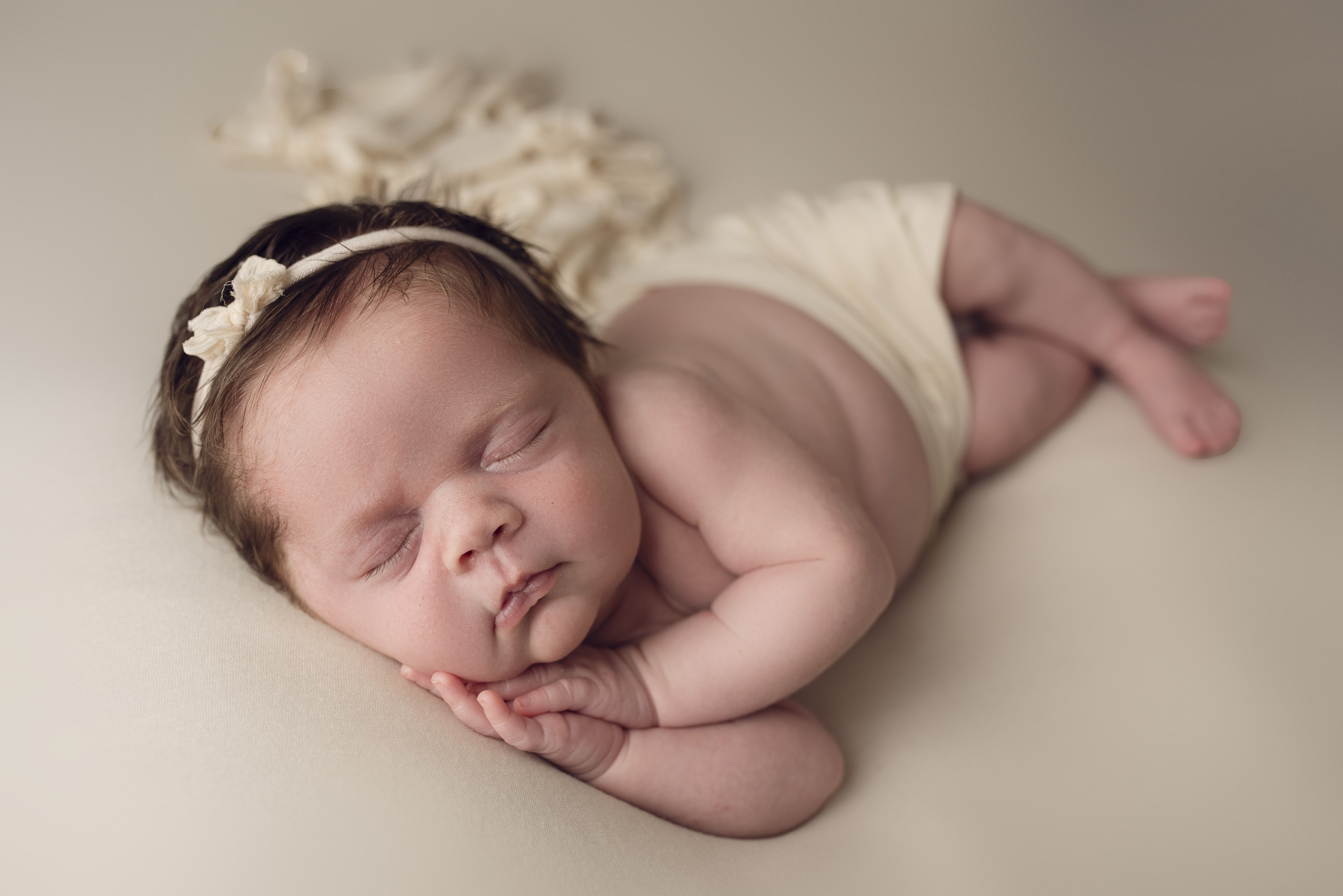 grand rapids michigan newborn photography baby sleeping